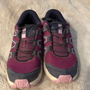 Salomon Kids hiking shoes.  Size 2 big kids